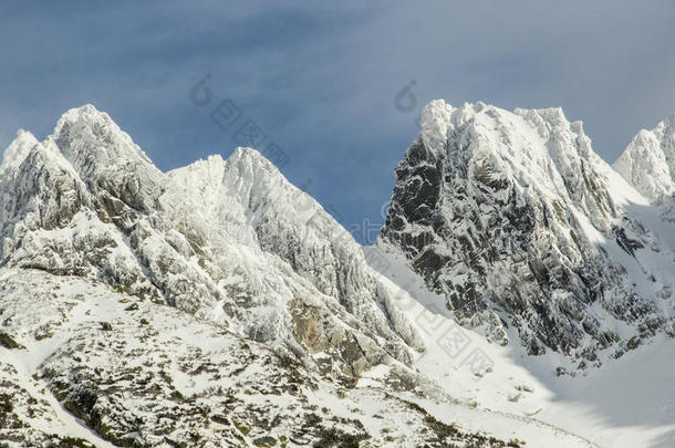 阿尔卑斯山危险无法访问山登山