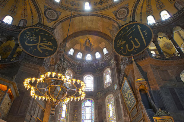 <strong>圣索菲亚</strong>教堂，土耳其伊斯坦布尔