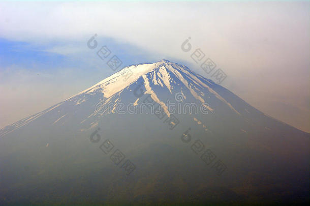 亚洲亚洲的火山口乡村陨石坑