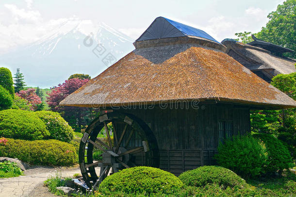 和亚洲亚洲的火山口乡村