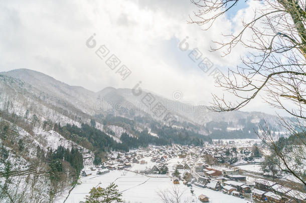 夏拉卡瓦戈冬季降雪，日本