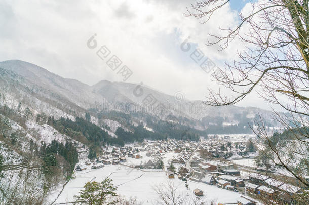 夏拉卡瓦戈冬季降雪，日本