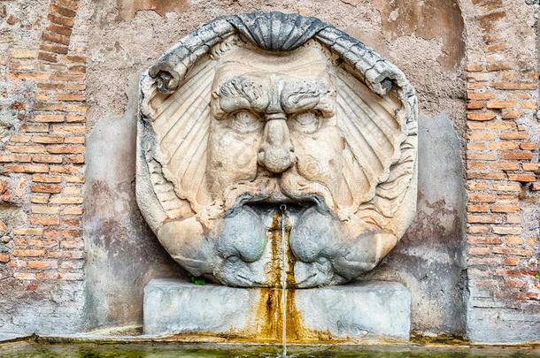 带面具的喷泉，罗马，<strong>意大利</strong>