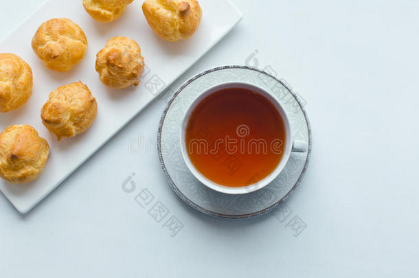 一杯茶和甜点