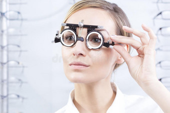 选择咨询决策眼睛眼部护理图片