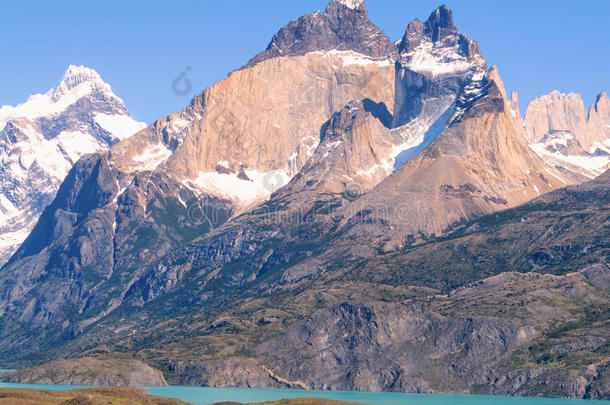美国安第斯山脉美女蓝色智利