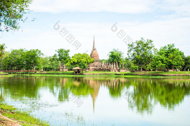 泰国苏霍台历史公园萨寺古塔