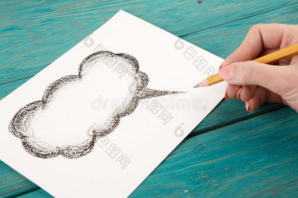 用铅笔画的文字用云