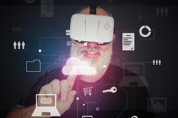老年人在虚拟现实耳机中使用交互式虚拟t