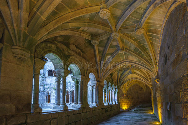 修道院古代的游乐中心拱廊拱门