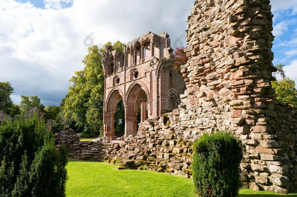 苏格兰边境的干堡修道院