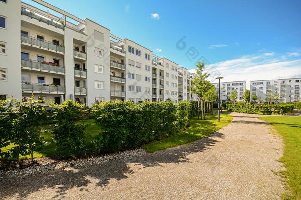 城市公寓楼新的现代住宅建筑现代住宅立面