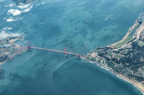 <strong>旧金山金门大桥</strong>的鸟瞰图