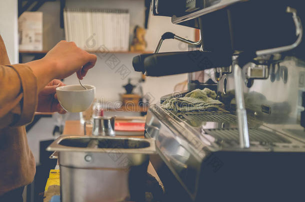 咖啡师咖啡制作咖啡准备服务理念