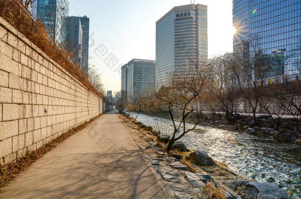 首尔冬天的昌吉川溪流