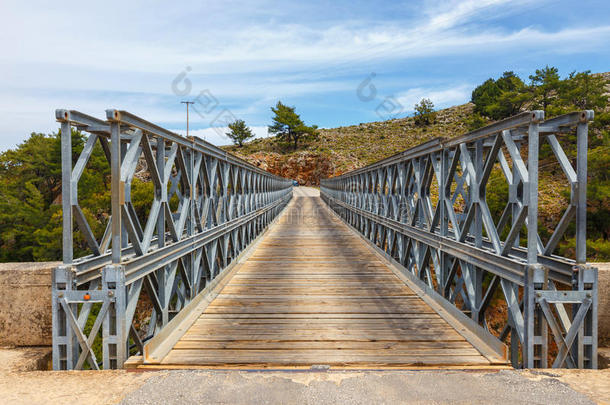 著名的<strong>桁架</strong>桥在阿拉登纳峡谷，克里特