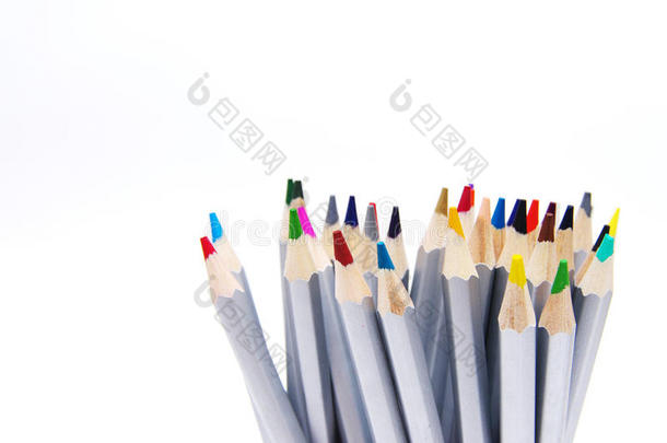 白色背景上隔离的彩色<strong>绘图铅笔</strong>。