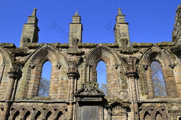 修道院古代的拱门建筑学吸引力
