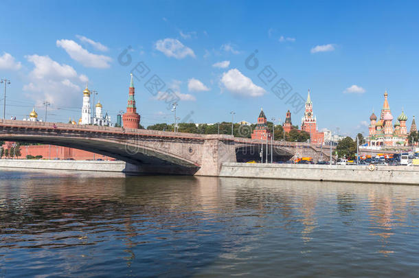 <strong>莫斯科莫斯科莫斯科</strong>罗茨基大桥和<strong>莫斯科克里姆林宫</strong>