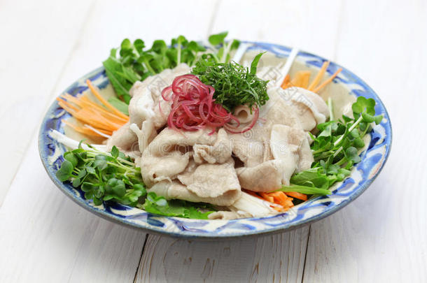 冷猪肉沙拉，日本夏季美食