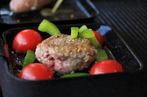 烧烤牛肉鸡关闭烹饪