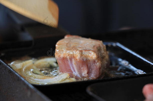 烧烤牛肉鸡关闭烹饪