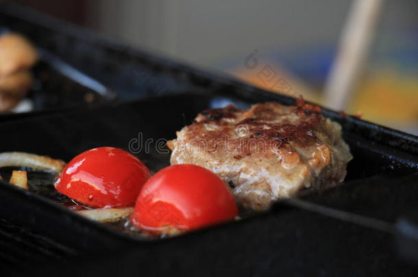 烧烤牛肉鸡关闭烹饪