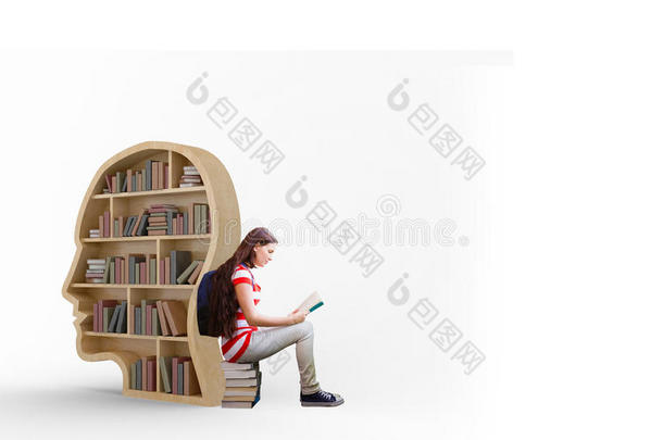 图书馆学生阅读书籍的复合图像