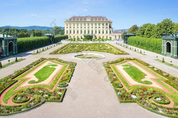奥地利维也纳勋布伦的花园
