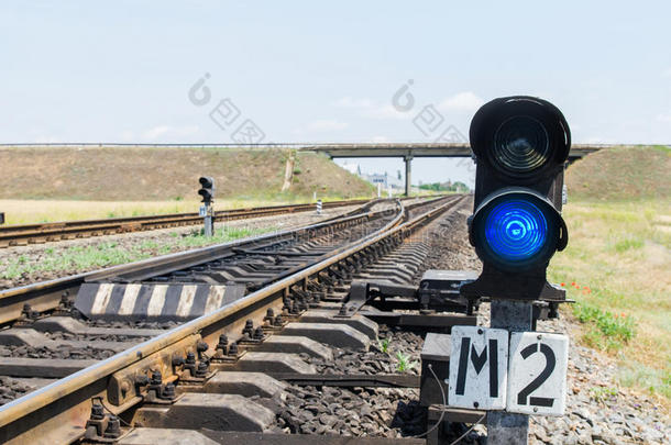 铁路上的蓝色信号量