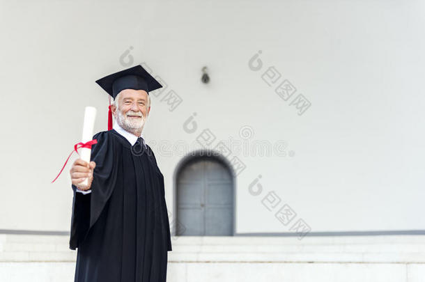 学习成绩证书开朗的观念