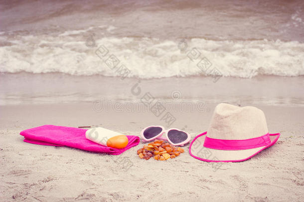 琥珀石和配件，用于海滩沙滩度假，防晒，夏季