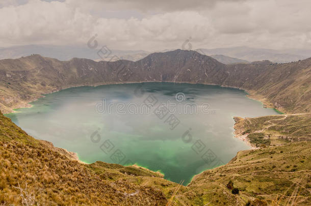 海拔高度美国安第斯山脉蓝色火山口