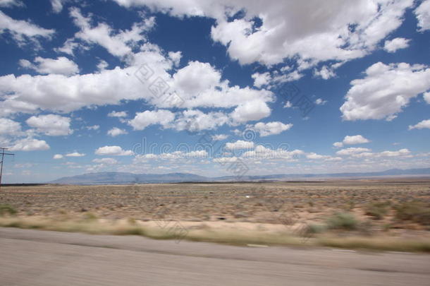 亚利桑那州的沙漠道路II