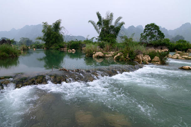 越南北部美丽的溪流