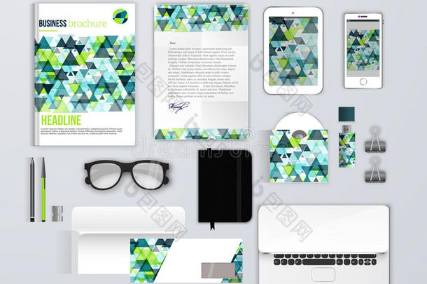 公司身份模板。 品牌模型与电话，信封，小册子和眼镜。