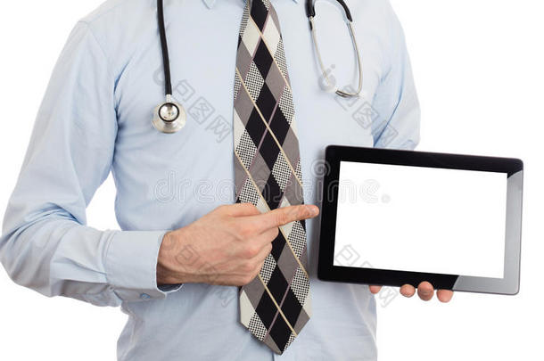 医生拿着平板电脑，有复制空间和裁剪路径