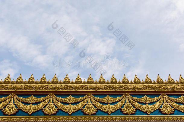 框架与泰国艺术墙图案在泰国寺庙