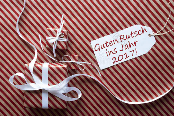 带有标签的礼物，GutenRutsch2017意味着新年快乐
