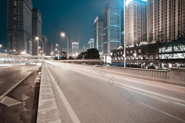 城市建筑街道场景和夜景道路