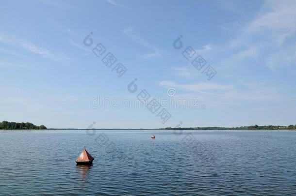 锚浮标指定湖面上的边界