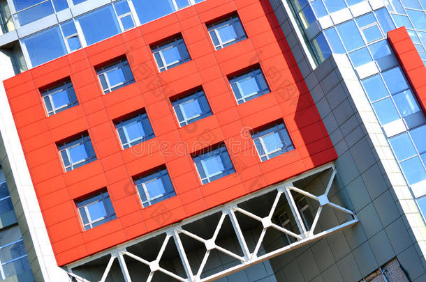 建筑立面红色的高科技风格