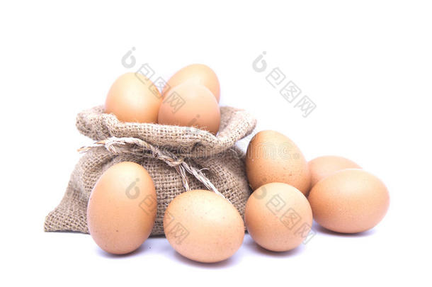 棕色鸡蛋和棕色麻袋