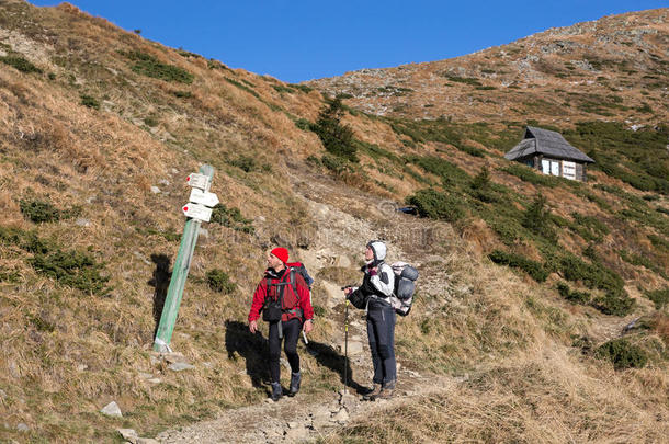 冒险运动员背包背包旅行露营