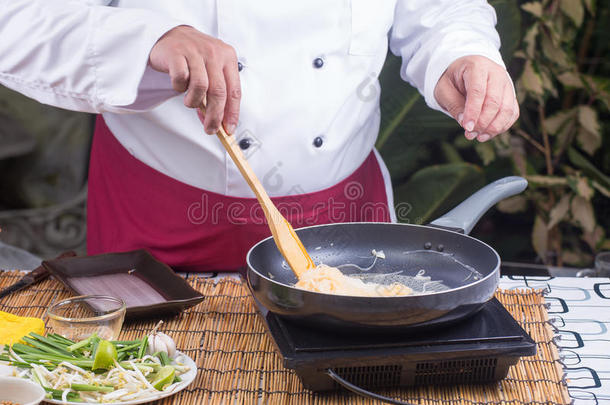 厨师缝纫炒米粉烹饪垫泰