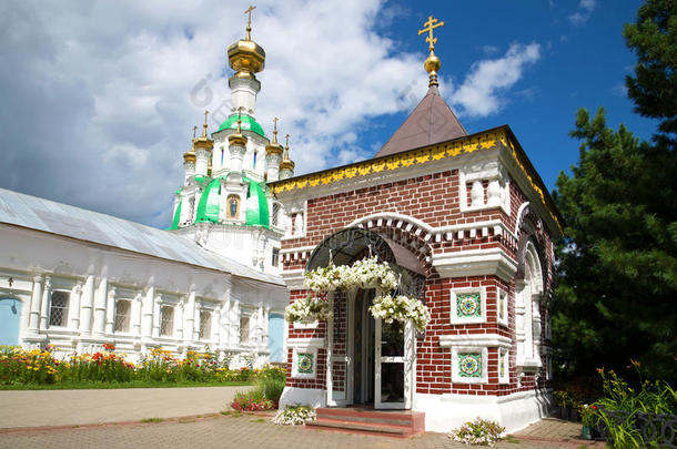 古老的正统教堂，以纪念那些在1609年波兰-立陶宛入侵期间丧生的人。 维登斯基托尔斯基