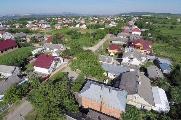 乌克兰村的鸟瞰图。 无人机视图。