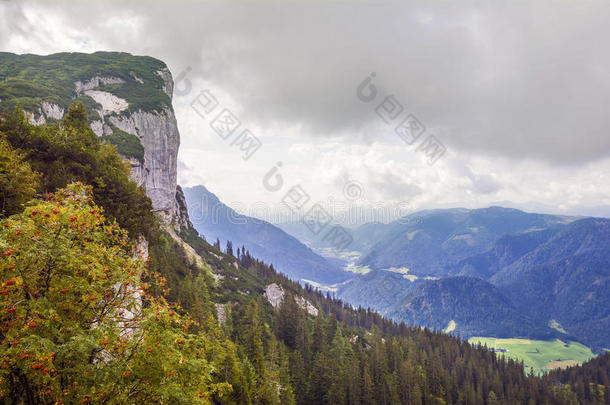 奥地利怀德林斯坦普拉特山的美丽景观