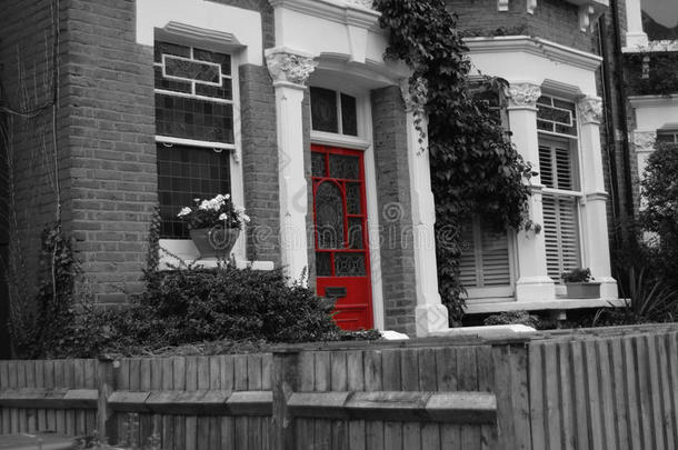 汉普斯特红门户住宅公寓入口出口红色