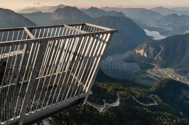 五指观景台在霍尔德斯坦阿尔卑斯山